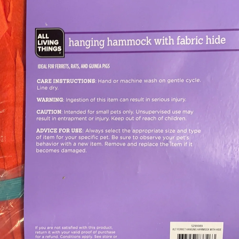 Hanging hammock for animals